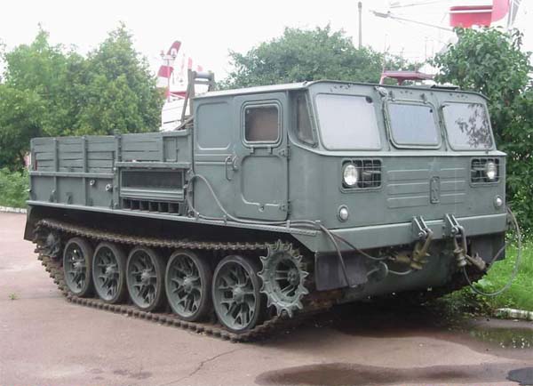 Средний гусеничный тягач АТС-59Г